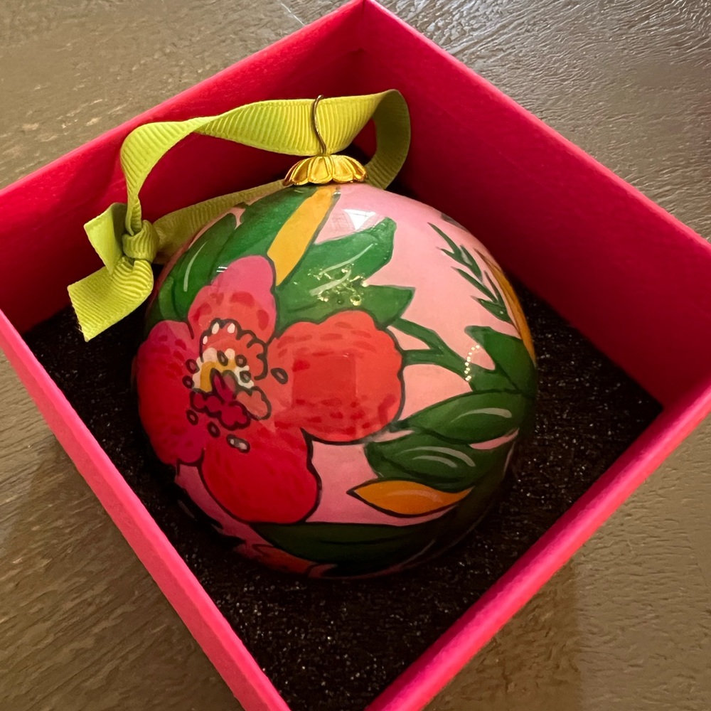 New in box Lilly Pulitzer ornament in skip on it